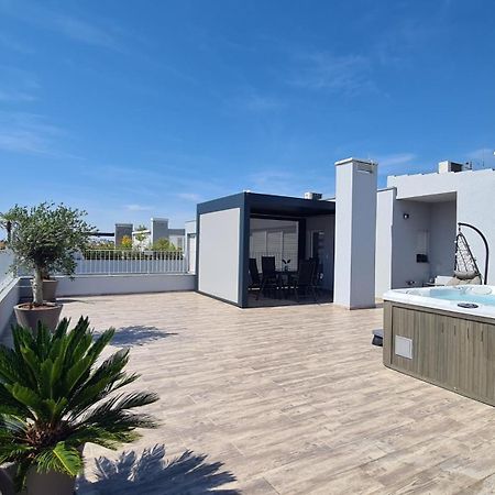 Апартаменты Zadar Sunset Penthouse With Spectacular View And Jacuzzi Экстерьер фото