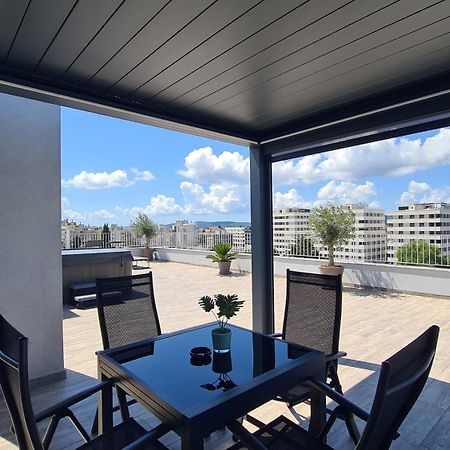 Апартаменты Zadar Sunset Penthouse With Spectacular View And Jacuzzi Экстерьер фото