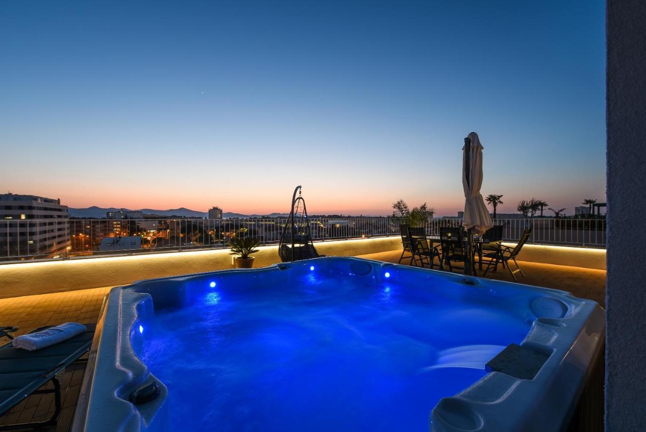 Апартаменты Zadar Sunset Penthouse With Spectacular View And Jacuzzi Экстерьер фото